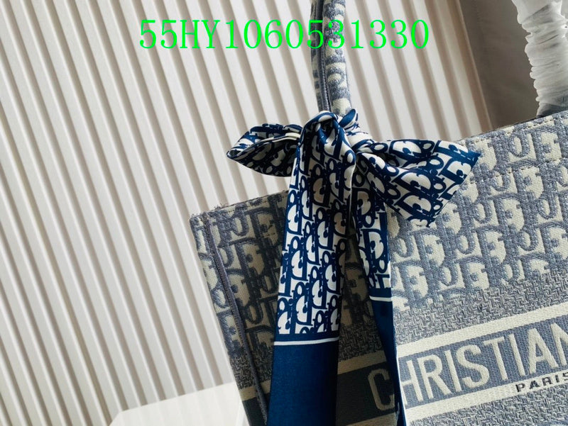Christian Dior Luxury Bag - The Tote   258
