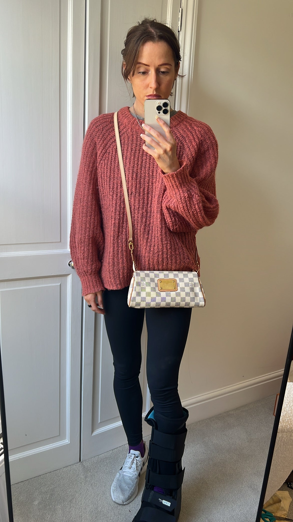 Louis Vuitton Eva Clutch Damier Azur