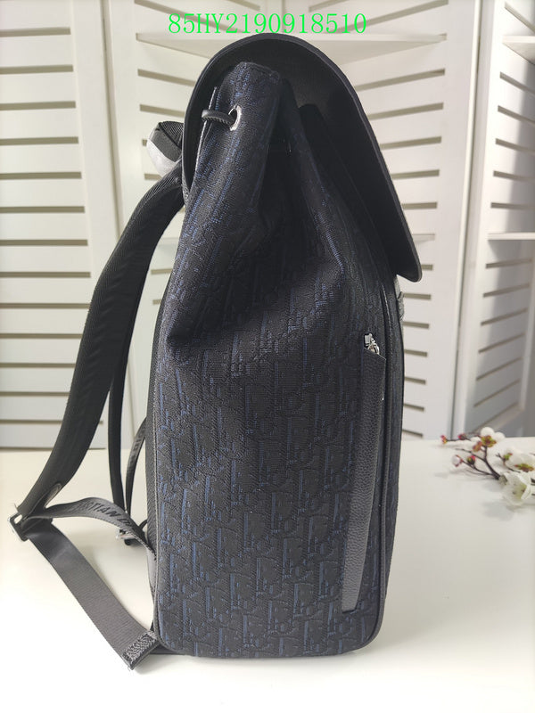 Christian Dior Luxury - The Tote   712