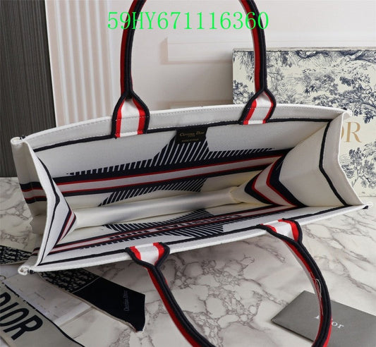Christian Dior Luxury Bag - The Tote   333