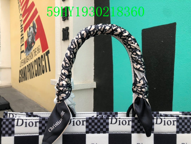 Christian Dior Luxury Bag - The Tote   314