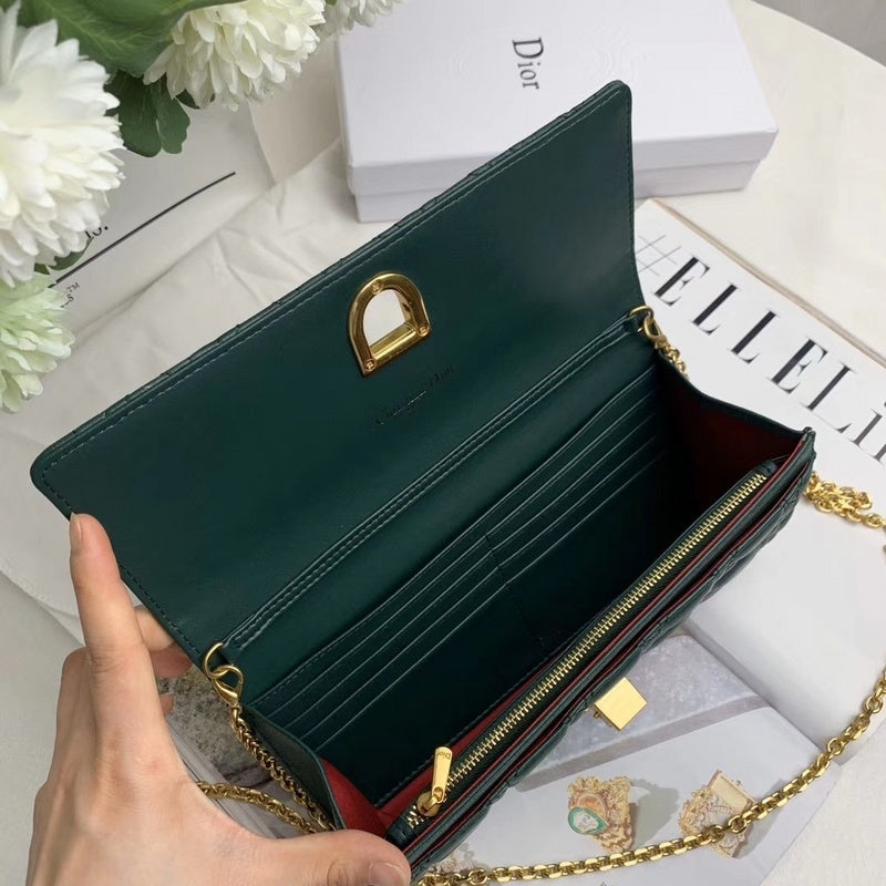 Christian Dior Luxury - The Tote   639