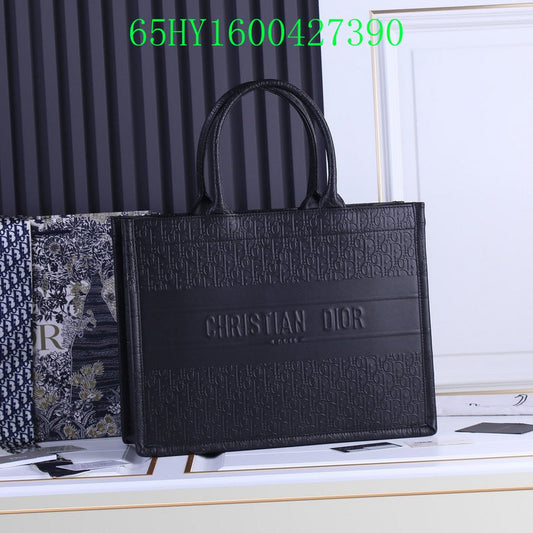 Christian Dior Luxury Bag - The Tote   223