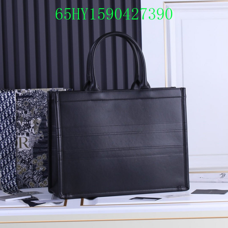 Christian Dior Luxury Bag - The Tote   222