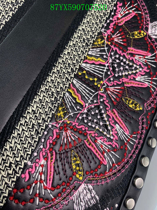 Christian Dior Luxury Bag - The Tote   345