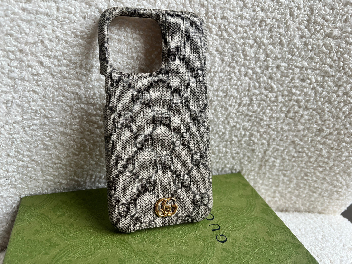 Gucci Supreme Phone Case IPhone 15 pro max (RRP £255)