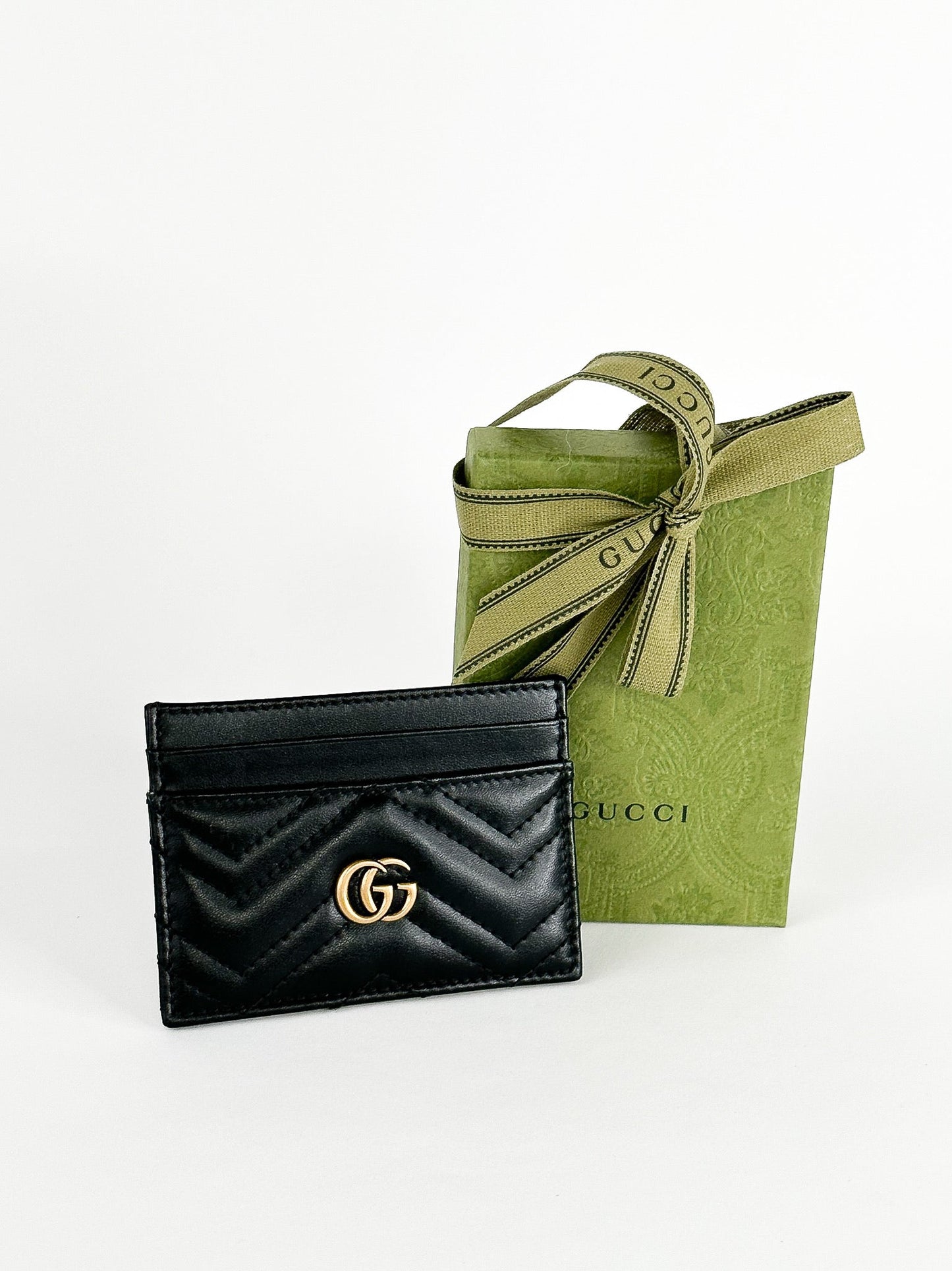 Gucci GG Marmont Leather Card Holder