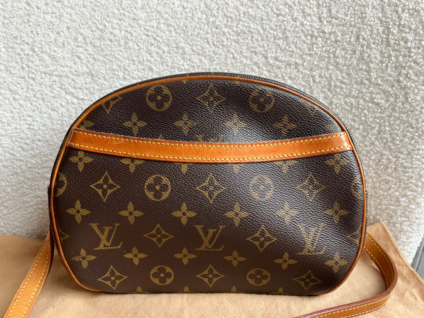 Louis Vuitton Blois Monogram