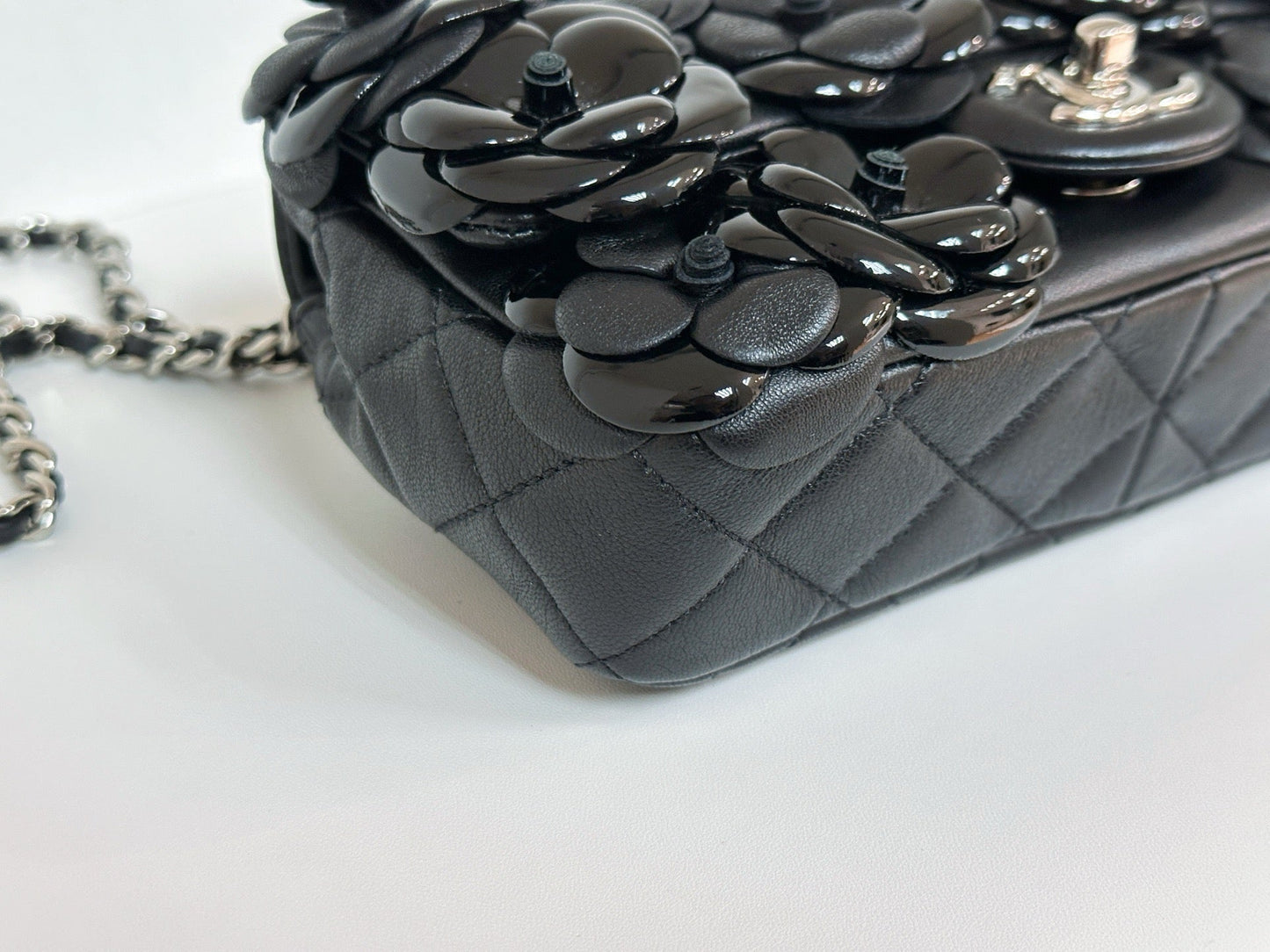 CHANEL Camellia Lambskin Patent Around Flap Crossbody Bag holo card 2246
