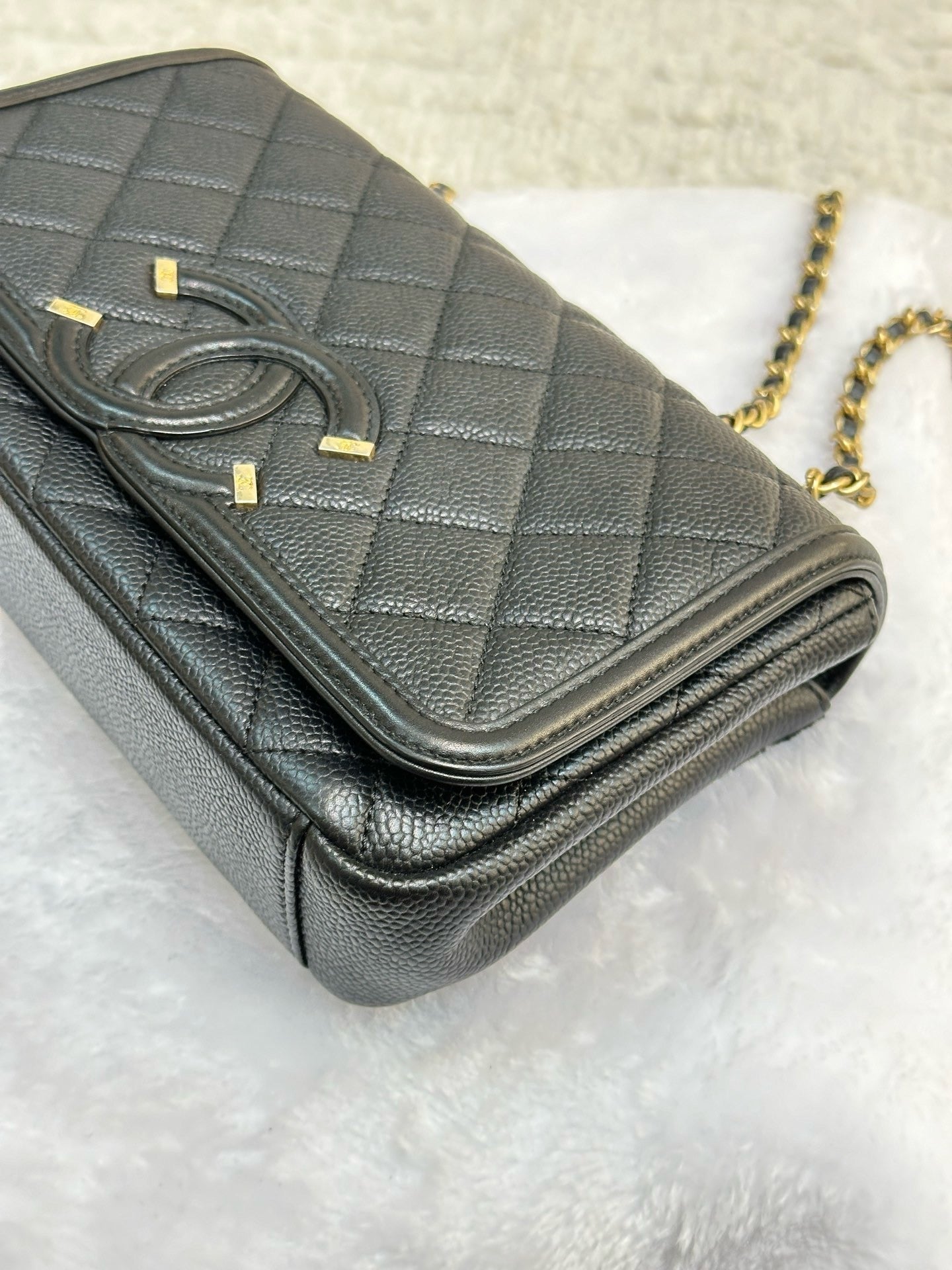 Chanel Small Caviar Quilted CC Filigree Flap Black GHW 2478 holo card