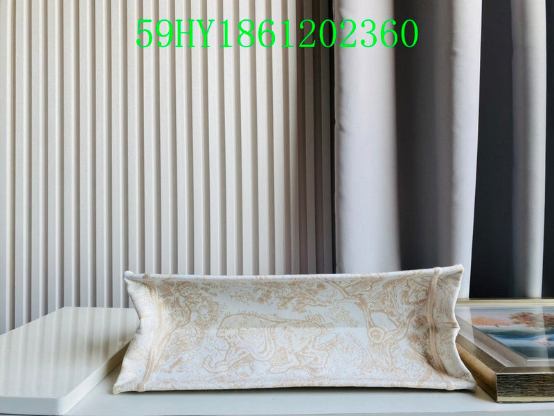 Christian Dior Luxury Bag - The Tote   323