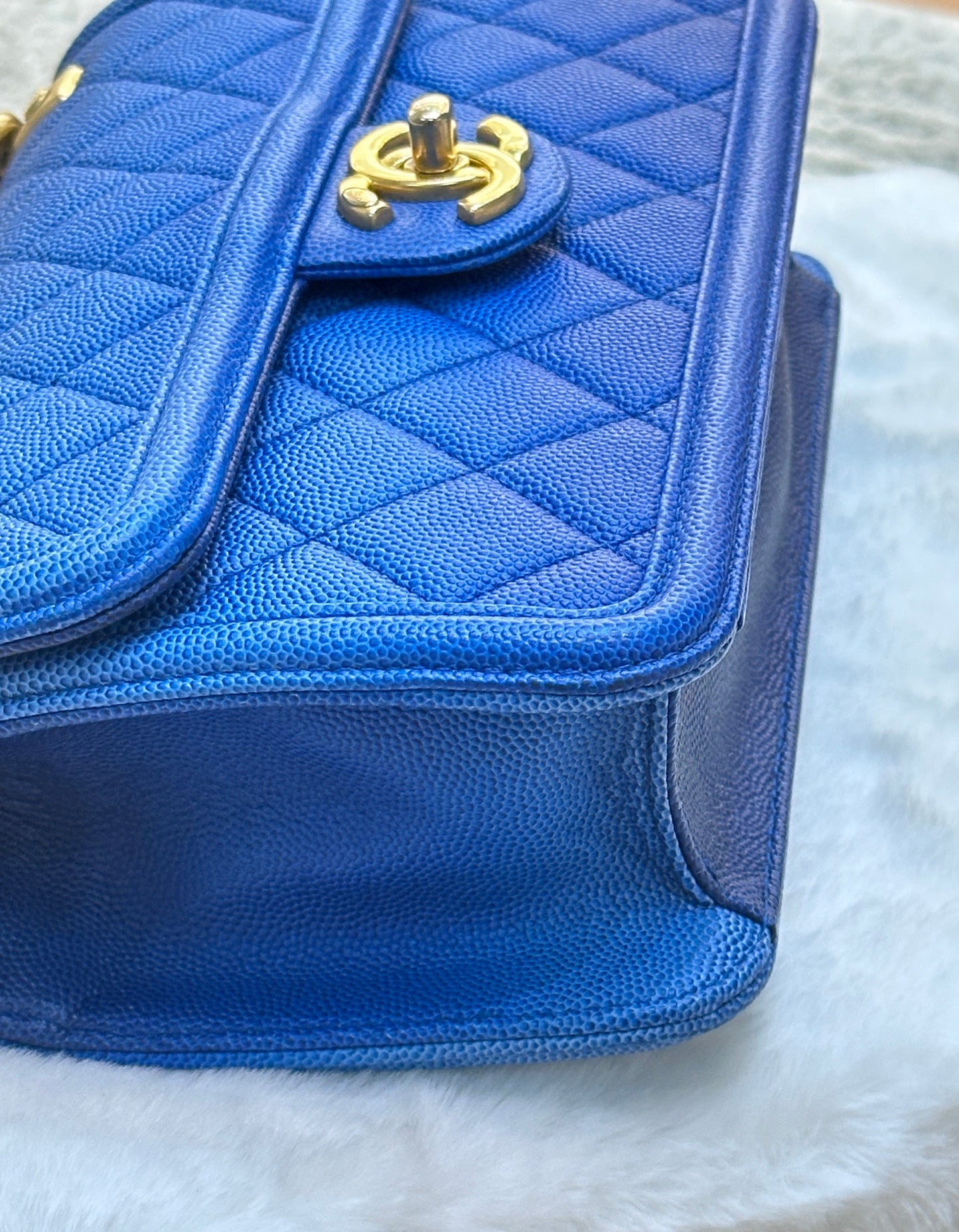 CHANEL Caviar Quilted Small Sunset On The Sea Flap Blue