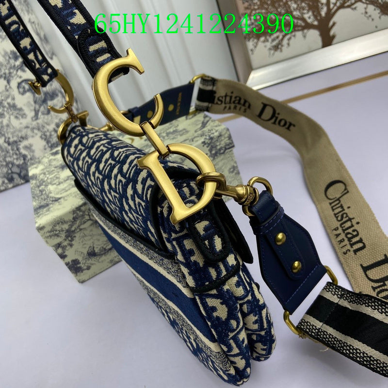 Christian Dior Luxury Bag - The Tote   481