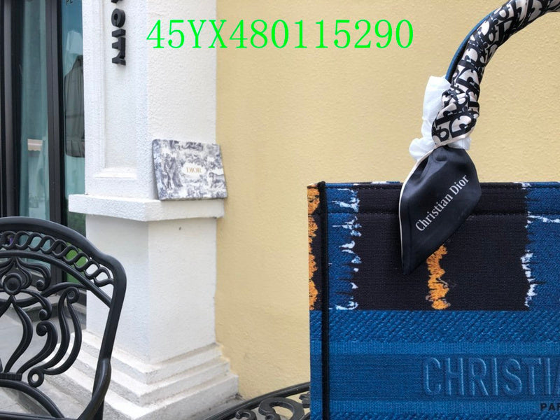 Christian Dior Luxury Bag - The Tote   357