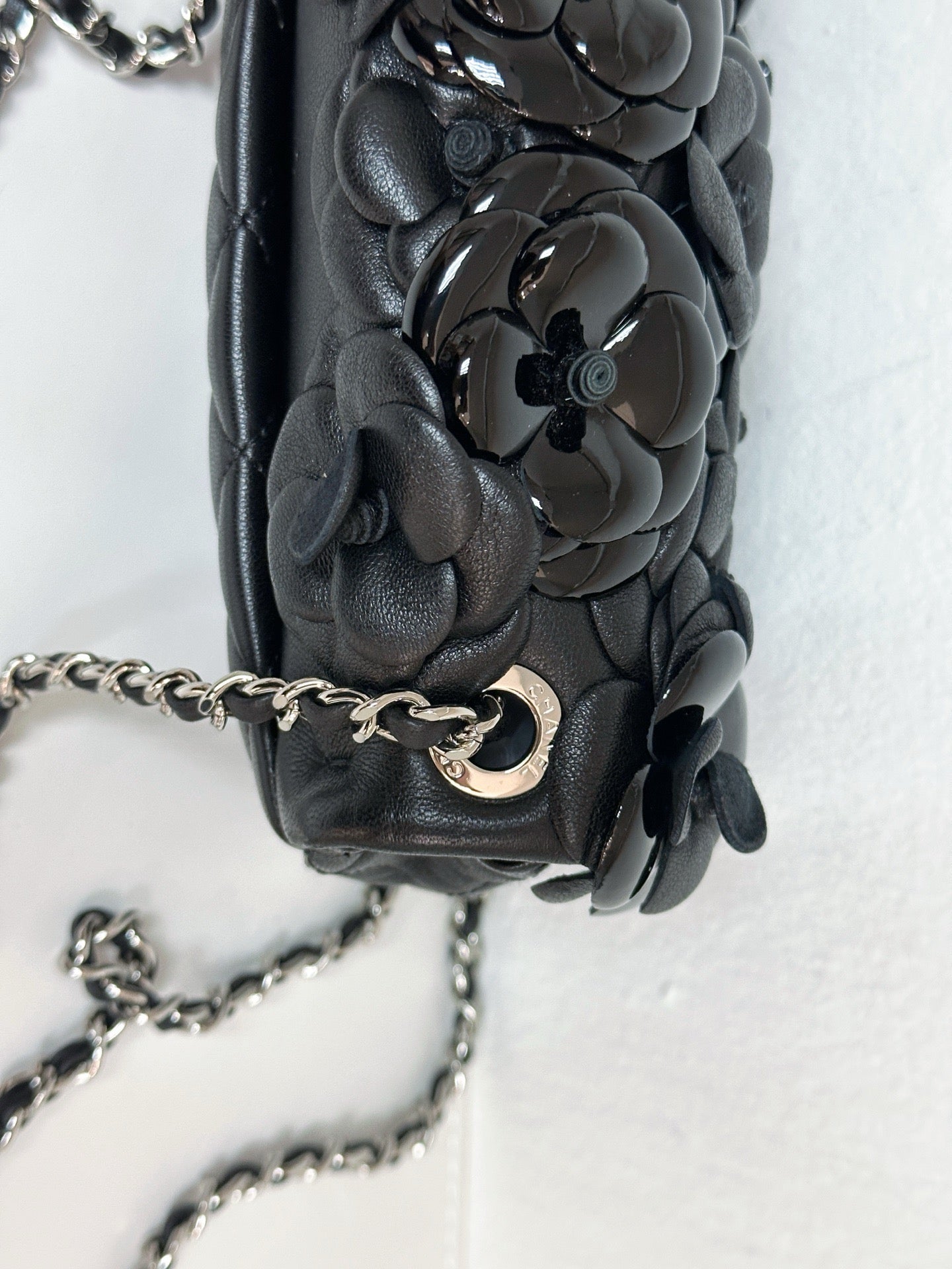 CHANEL Camellia Lambskin Patent Around Flap Crossbody Bag holo card 2246