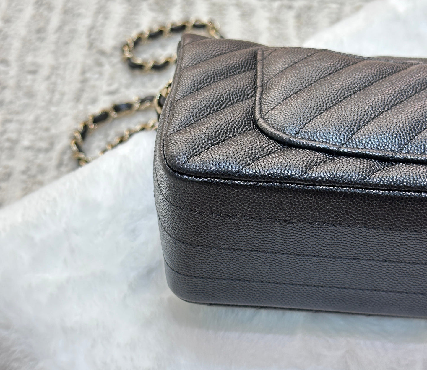 Chanel Mini Flap Bag Chevron Caviar Black GHW