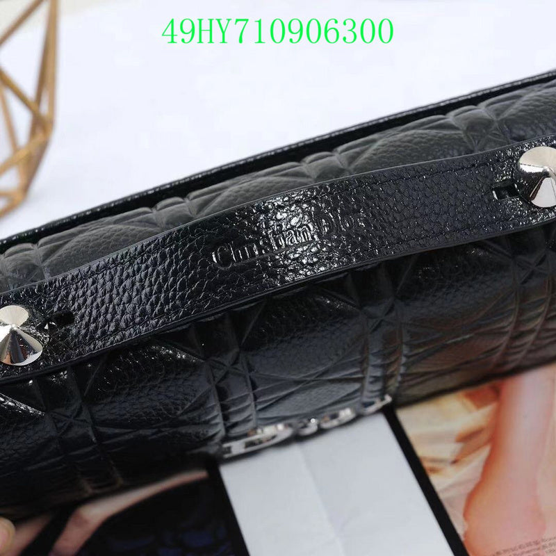 Christian Dior Luxury - The Tote   662