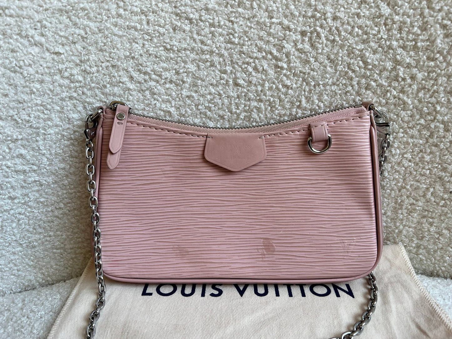 Louis Vuitton Easy Pouch Rose Ballerine Epi