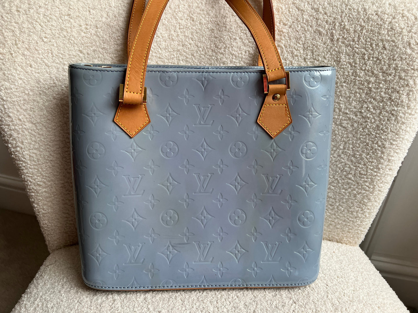 Louis Vuitton Houston Lavender Vernis Patent Leather