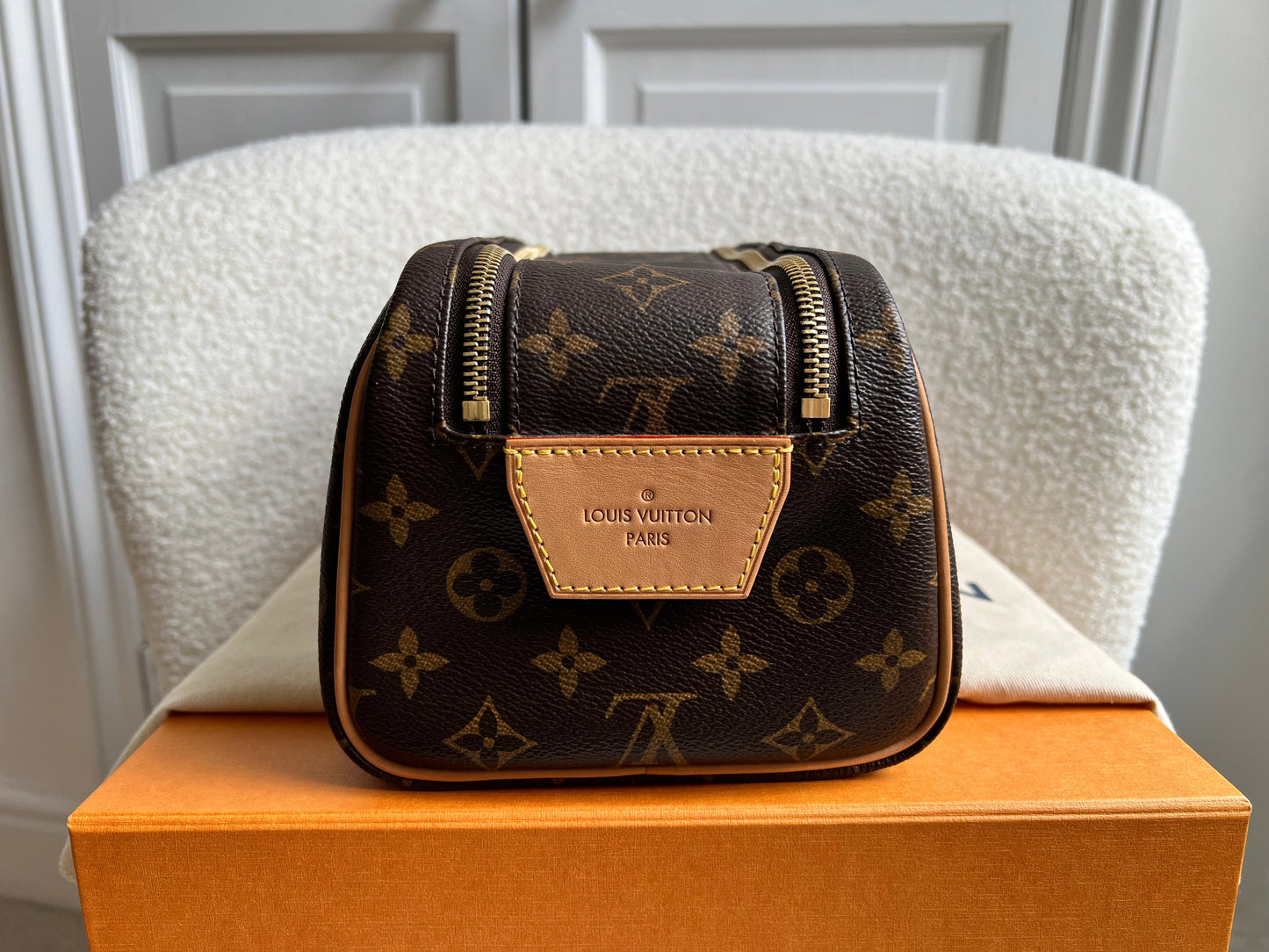 Louis Vuitton Dopp Kit Toilet Pouch Monogram (RRP £755)