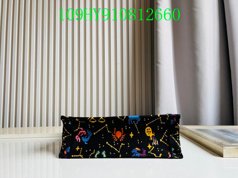 Christian Dior Luxury Bag - The Tote   275