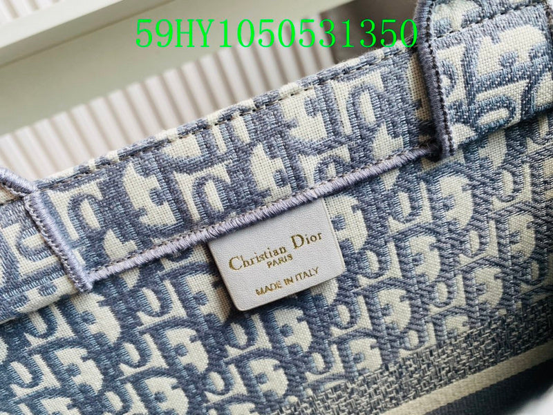 Christian Dior Luxury Bag - The Tote   257