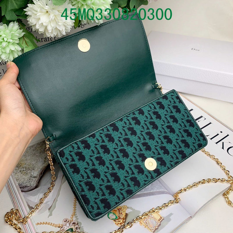 Christian Dior Luxury - The Tote   624