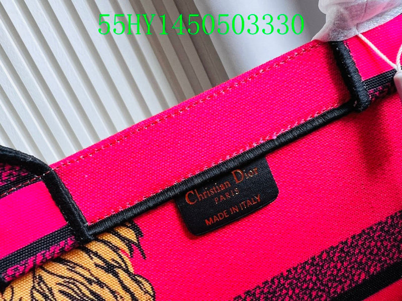 Christian Dior Luxury Bag - The Tote   288