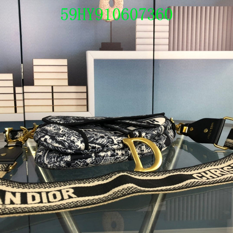 Christian Dior Luxury Bag - The Tote   529