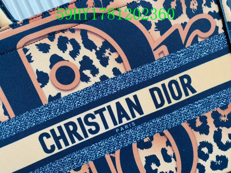 Christian Dior Luxury Bag - The Tote   327