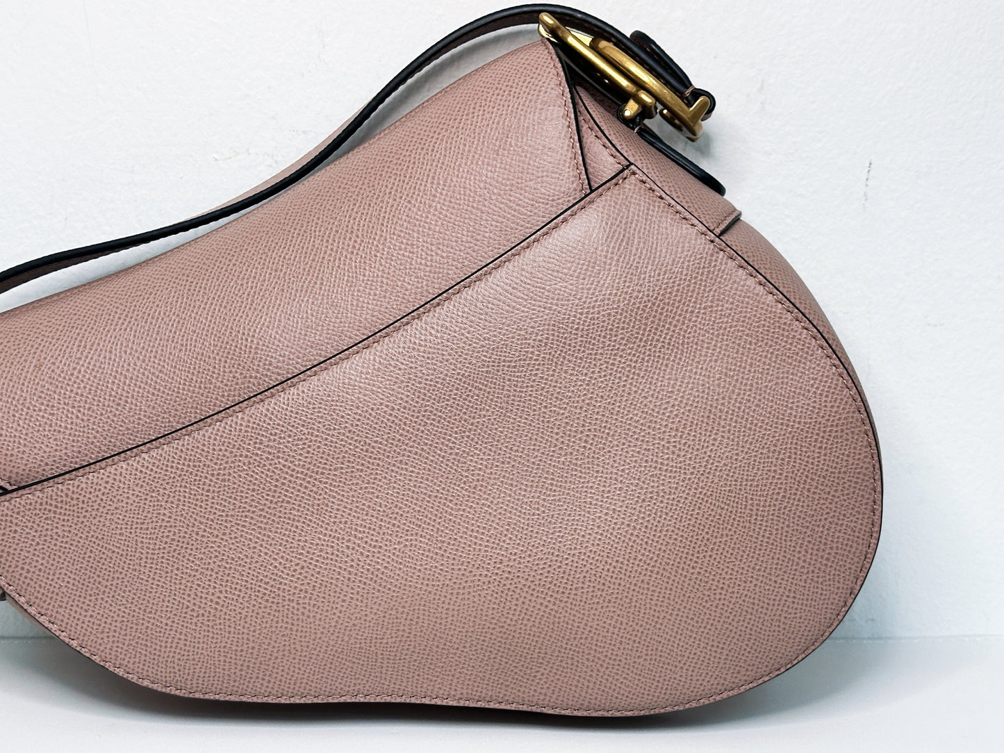 Christian Dior Saddle Bag with Strap Golden Saddle Nude Brush Grained Calfskin 2023 year