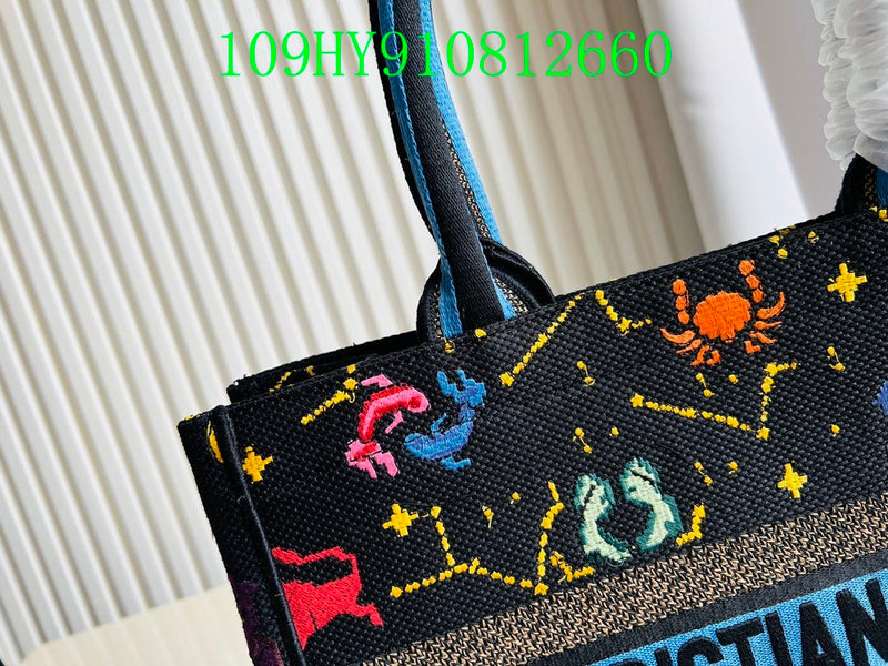 Christian Dior Luxury Bag - The Tote   275