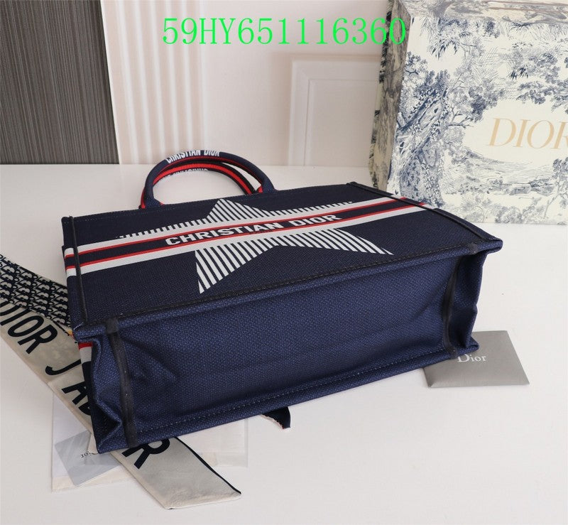 Christian Dior Luxury Bag - The Tote   338