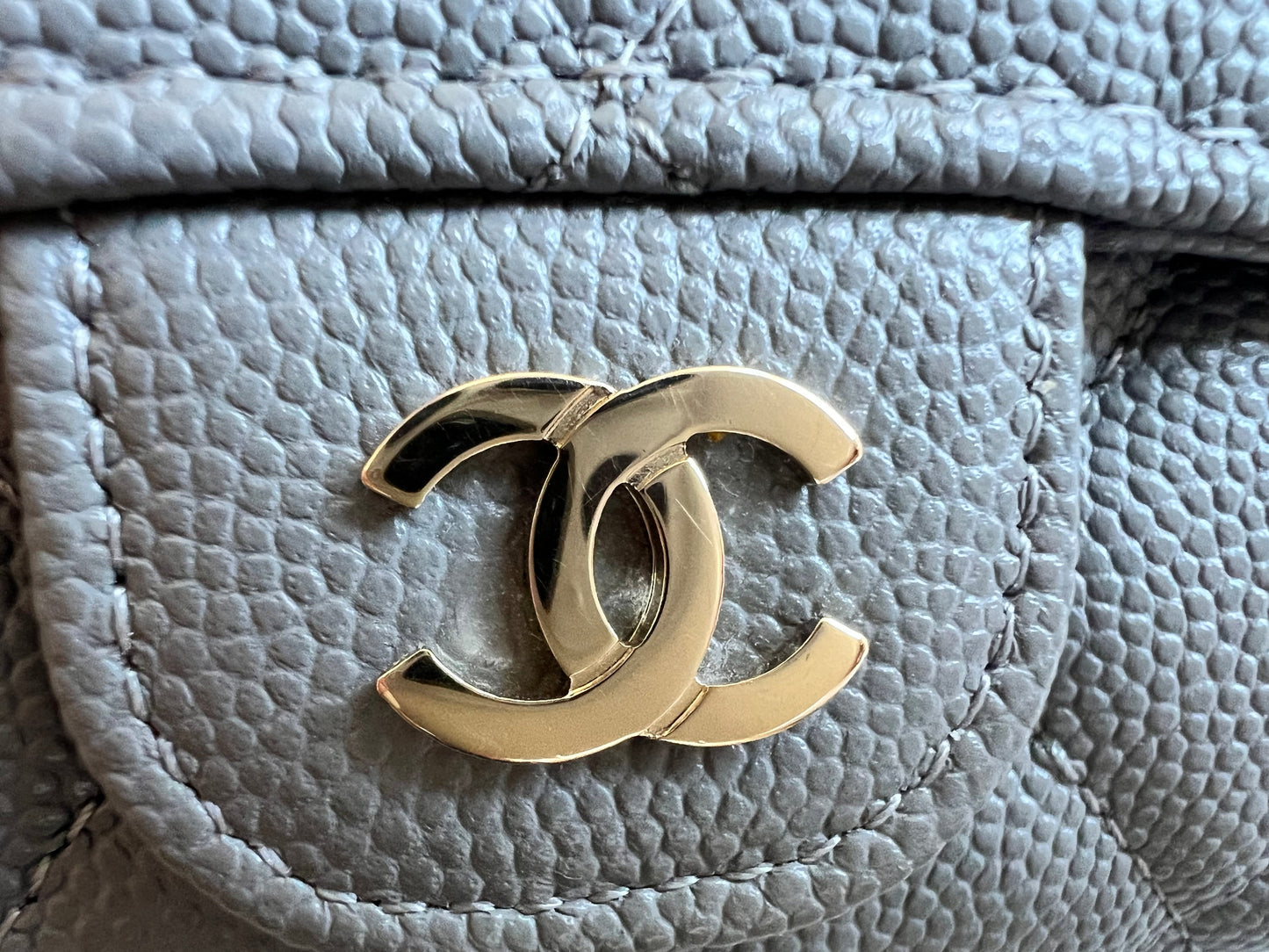 Chanel Grey Caviar Card Holder with Pale Gold Hardware (RRP £520)