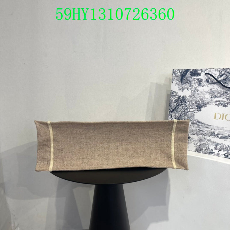 Christian Dior Luxury Bag - The Tote   391