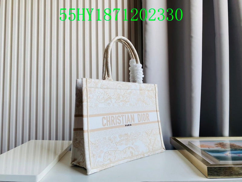 Christian Dior Luxury Bag - The Tote   321