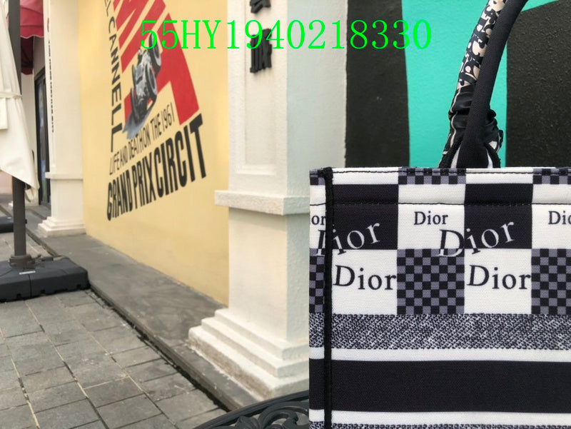 Christian Dior Luxury Bag - The Tote   311