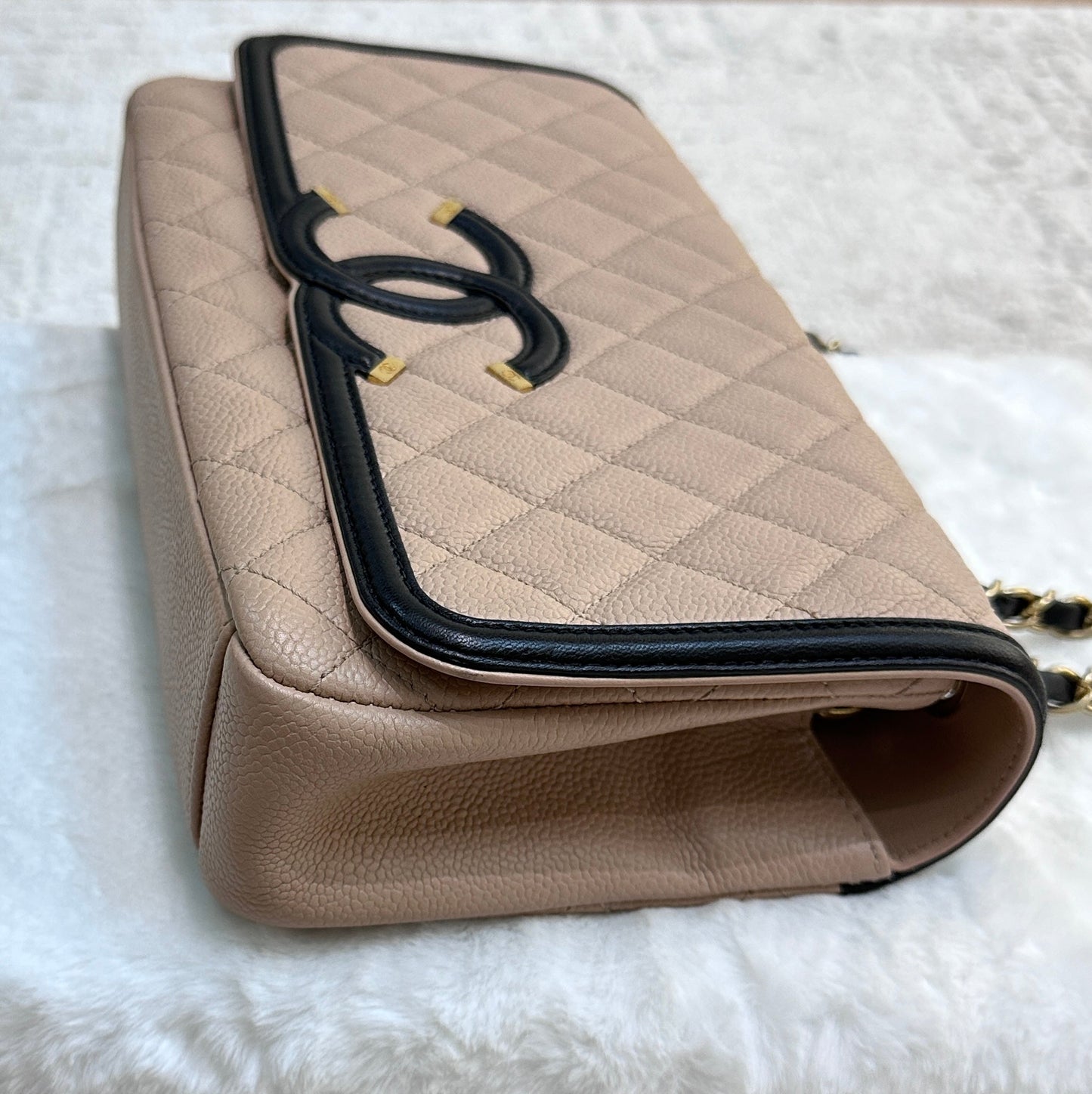 CHANEL Caviar Quilted Medium CC Filigree Flap Beige Black