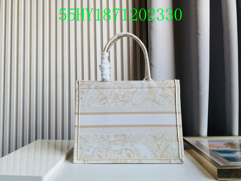 Christian Dior Luxury Bag - The Tote   321