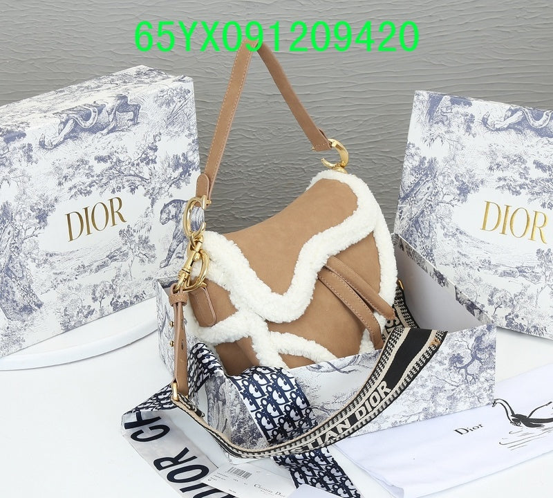 Christian Dior Luxury Bag - The Tote   532
