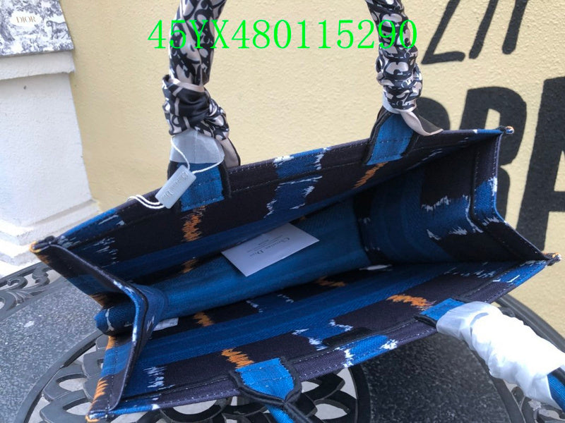 Christian Dior Luxury Bag - The Tote   357