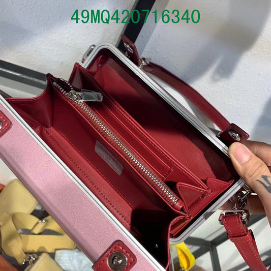 Christian Dior Luxury - The Tote   689