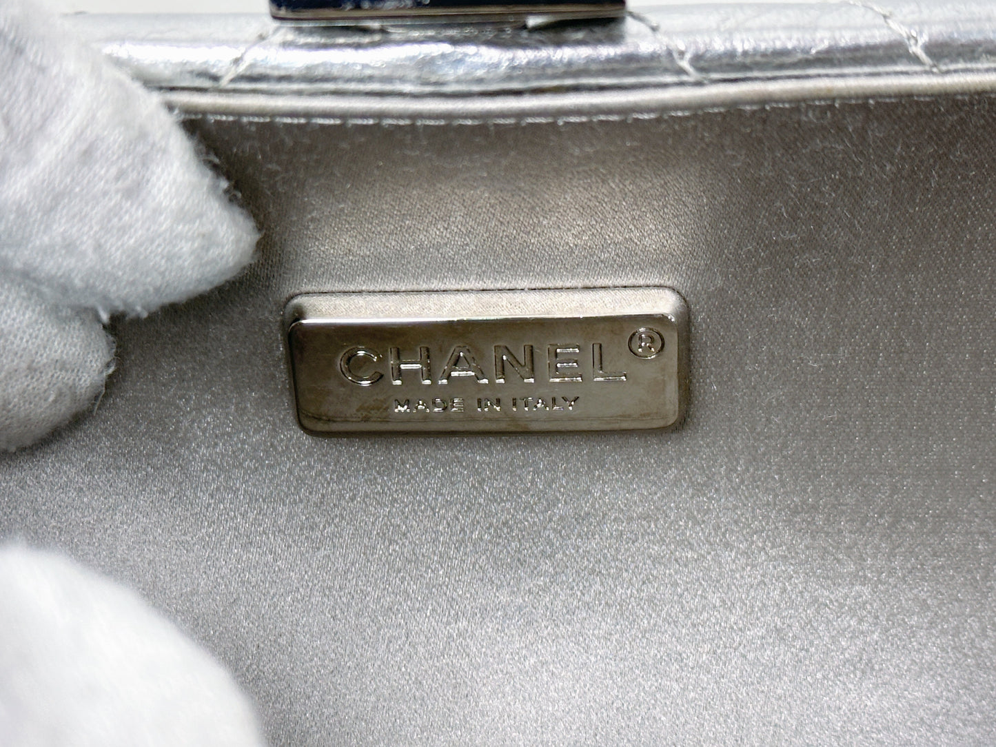 Chanel Silver Chain Fringe Leather Clutch Bag Silvery 2572 holo