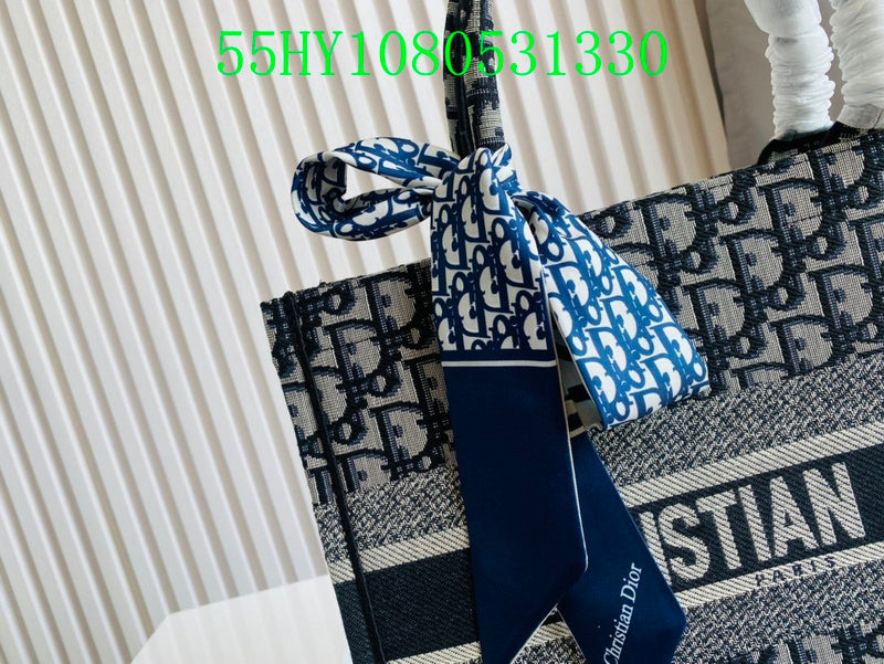 Christian Dior Luxury Bag - The Tote   256