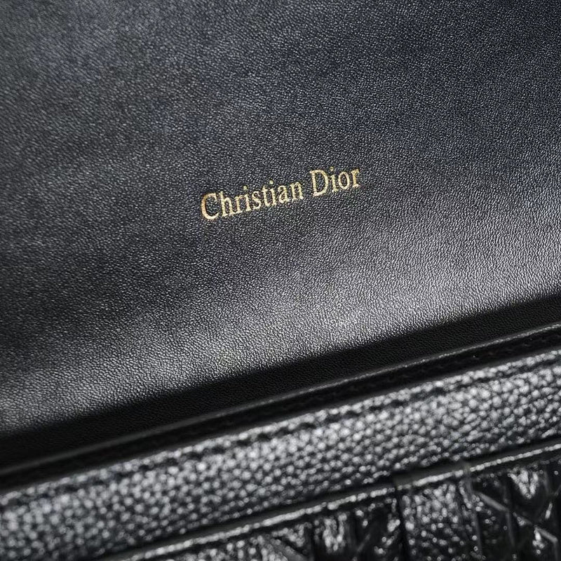 Christian Dior Luxury - The Tote   657