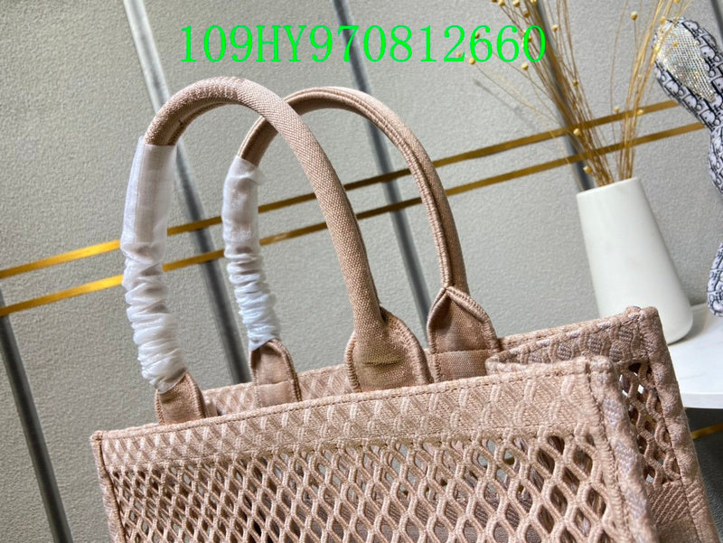 Christian Dior Luxury Bag - The Tote   266