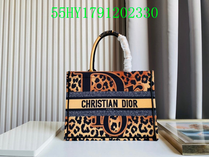 Christian Dior Luxury Bag - The Tote   326