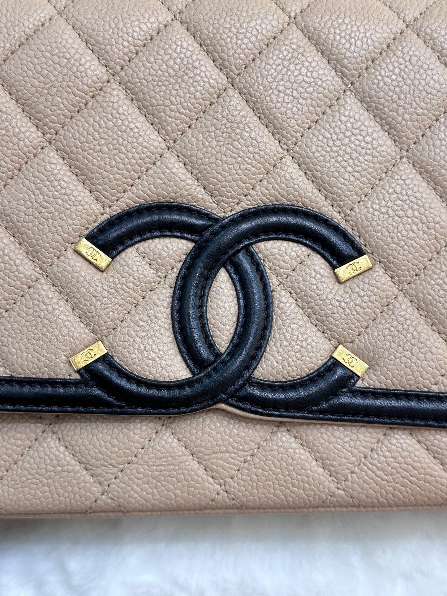 CHANEL Caviar Quilted Medium CC Filigree Flap Beige Black