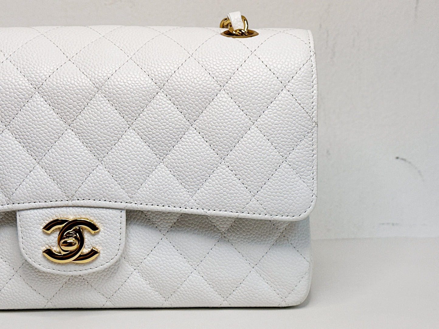 Chanel White Caviar Medium Classic Double Flap Bag 1350 holo card