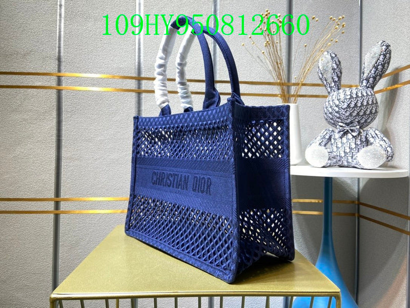 Christian Dior Luxury Bag - The Tote   273